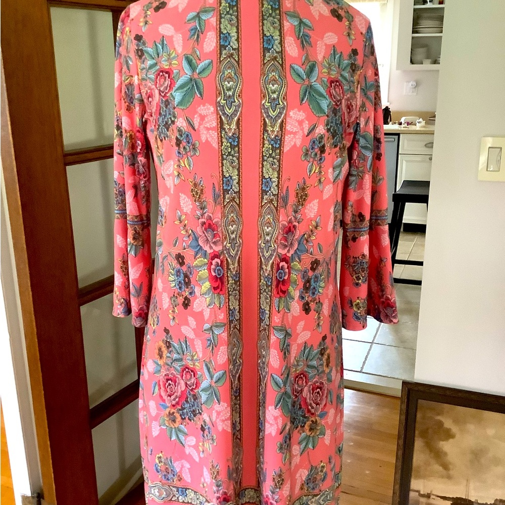 Stunning Sandra Darren Sheath dress